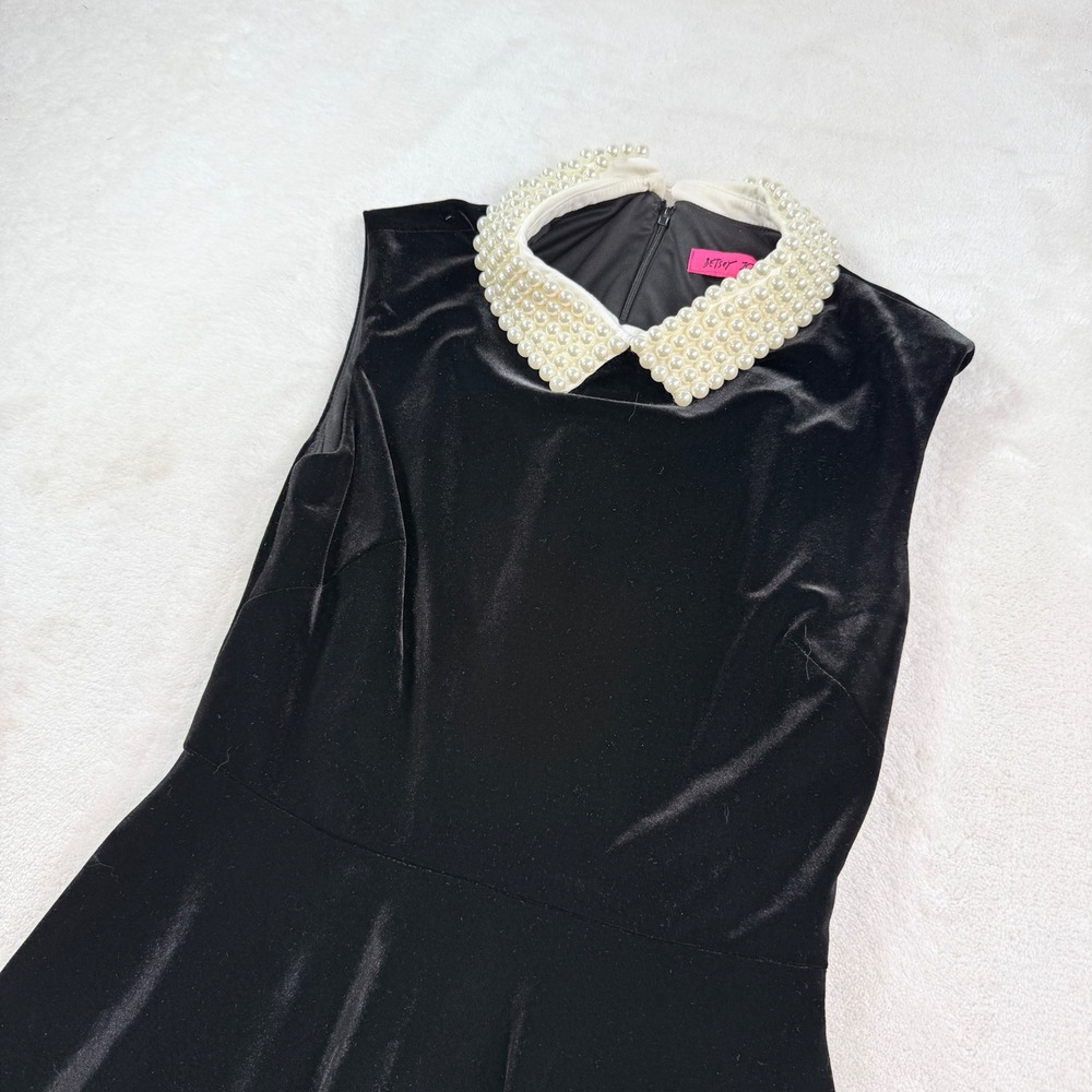 Betsey Johnson Black Velvet Pearl Collar Fit Flare Dress Women Size 2 Sleeveless